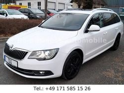 Weiß Gebraucht 2015 Skoda Superb Ambition Kombi | 9.999 € (Guter Preis)