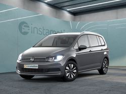 Grau Gebraucht 2024 VW Touran Move Van / Kleinbus | 36.420 € (Fairer Preis)