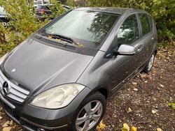 Grau Gebraucht 2009 Mercedes A170 Limousine | 2.700 € (Superpreis)