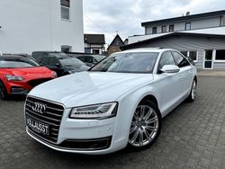 Weiß Gebraucht 2017 Audi A8 Sport Limousine | 24.900 € (Fairer Preis)