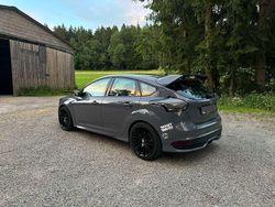 Grau Gebraucht 2017 Ford Focus ST Limousine | 14.900 € (Fairer Preis)