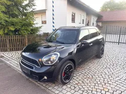 Schwarz Gebraucht 2011 Mini Cooper SD Countryman SUV | 7.649 €