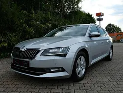 Silber Gebraucht 2017 Skoda Superb Ambition Kombi | 13.900 € (Guter Preis)