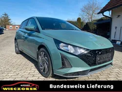 Grün Neu 2025 Hyundai i20 Limousine | 19.999 € (Superpreis)