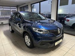 Blau Gebraucht 2017 Renault Kadjar Life SUV | 10.300 € (Guter Preis)