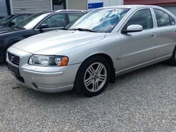 Silber Gebraucht 2006 Volvo S60 Momentum Limousine | 2.700 €
