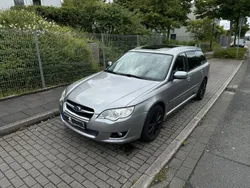 Grau Gebraucht 2009 Subaru Legacy Comfort Kombi | 4.900 €