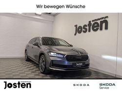 Graphitegrau metallic Gebraucht 2025 Skoda Superb LAURIN & KLEMENT Kombi | 49.990 €
