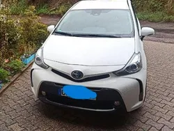 Weiß Gebraucht 2019 Toyota Prius+ Comfort Van / Kleinbus | 13.999 € (Fairer Preis)