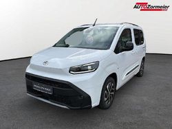 Weiß Gebraucht 2024 Toyota Proace Verso City Kombi | 27.990 € (Fairer Preis)
