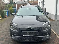 Schwarz Gebraucht 2017 Citroën C4 SELECTION Limousine | 8.490 € (Fairer Preis)