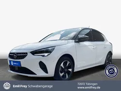 Arktis weiß Gebraucht 2023 Opel Corsa-e Elegance Kleinwagen | 24.850 €