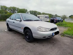 Silber Gebraucht 1999 Ford Mondeo Limousine | 1.800 € (Fairer Preis)