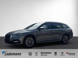 Graphitegrau Gebraucht 2023 Skoda Octavia Tour Kombi | 26.424 € (Fairer Preis)