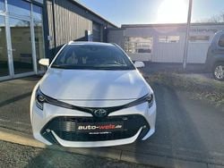 Platinum white pearl (metallic) Gebraucht 2022 Toyota Corolla Team Kombi | 24.890 € (Guter Preis)