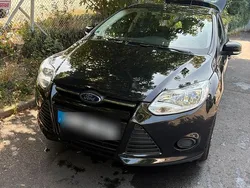 Schwarz Gebraucht 2014 Ford Focus Kombi | 5.300 € (Guter Preis)