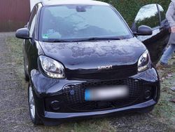 Schwarz Gebraucht 2021 Smart ForTwo Coupé Coupé | 10.400 € (Fairer Preis)