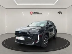 Mysticschwarz mica Gebraucht 2023 Toyota Yaris Hybrid Connect Style | 25.222 € (Fairer Preis)