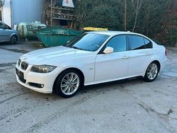 Weiß Gebraucht 2013 BMW 320 Limousine | 7.500 € (Superpreis)