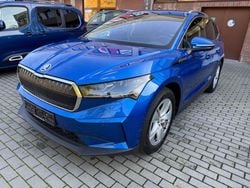 Raceblau metallic (metallic) Gebraucht 2022 Skoda Enyaq iV Suite SUV | 27.777 € (Guter Preis)