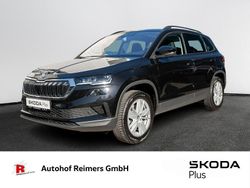 Blackmagic perleffekt Gebraucht 2024 Skoda Karoq Selection SUV | 34.980 € (Fairer Preis)