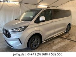 Grau Gebraucht 2024 Ford Tourneo Titanium Van / Kleinbus | 39.890 € (Superpreis)