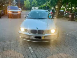 Silber Gebraucht 2001 BMW 316 Limousine | 650 €