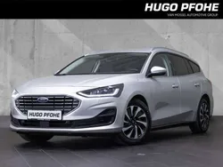 Polar silber metallic Gebraucht 2023 Ford Focus Titanium S Kombi | 22.490 € (Fairer Preis)