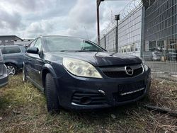 Grau Gebraucht 2002 Opel Vectra Elegance Kombi | 700 € (Guter Preis)