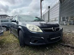 Grau Gebraucht 2002 Opel Vectra Elegance Kombi | 700 € (Superpreis)