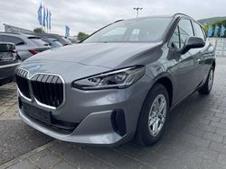 Skyscraper grau metallic Neu 2025 BMW 225 Limousine | 42.699 €