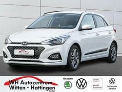 Weiß Gebraucht 2020 Hyundai i20 Style Limousine | 15.771 € (Fairer Preis)