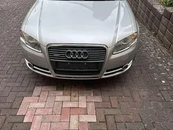 Silber Gebraucht 2005 Audi A4 Limousine | 2.000 € (Superpreis)