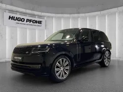 Ligurian black in gloss finish Gebraucht 2023 Land Rover Range Rover HSE SUV | 136.889 € (Teuer)