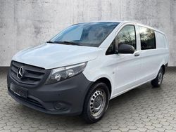 Weiß Gebraucht 2016 Mercedes Vito Van / Kleinbus | 18.990 € (Teuer)