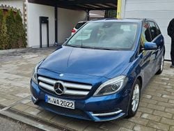 Blau Gebraucht 2012 Mercedes B180 Van / Kleinbus | 5.000 € (Fairer Preis)