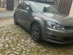 Grau Gebraucht 2014 VW Golf VII Comfortline Limousine | 9.750 € (Etwas zu teuer)