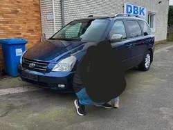 Blau Gebraucht 2025 Kia Carnival 2 Van / Kleinbus | 3.200 €