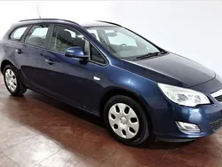 Blau Gebraucht 2012 Opel Astra Edition Kombi | 4.900 € (Etwas zu teuer)