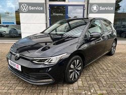 Schwarz Gebraucht 2023 VW Golf VIII Move Limousine | 20.650 € (Guter Preis)