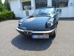 Schwarz Gebraucht 1989 Alfa Romeo Spider Cabrio | 14.900 €