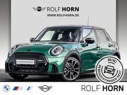 Grün Gebraucht 2022 Mini Cooper Kleinwagen | 26.460 € (Etwas zu teuer)