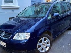 Blau Gebraucht 2006 VW Touran Trendline Van / Kleinbus | 2.500 € (Fairer Preis)