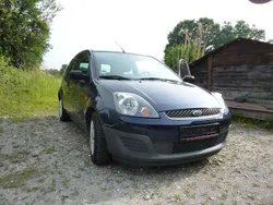 Blau Gebraucht 2006 Ford Fiesta Kleinwagen | 2.550 € (Fairer Preis)