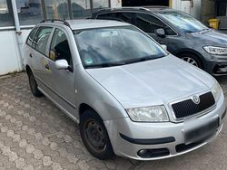 Gebraucht 2005 Skoda Fabia Kleinwagen | 1.300 €