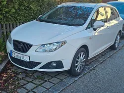 Weiß Gebraucht 2011 Seat Ibiza Style Kombi | 4.800 € (Fairer Preis)