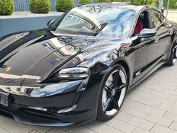 Schwarz Gebraucht 2022 Porsche Taycan Basis Limousine | 61.999 € (Guter Preis)