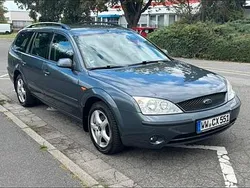 Grau Gebraucht 2003 Ford Mondeo Kombi | 999 € (Etwas zu teuer)