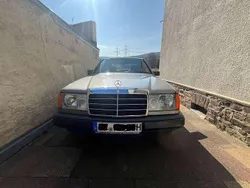 Gebraucht 1988 Mercedes E260 Limousine | 5.500 €