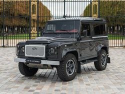 Grau Gebraucht 2016 Land Rover Defender SUV | 119.900 €